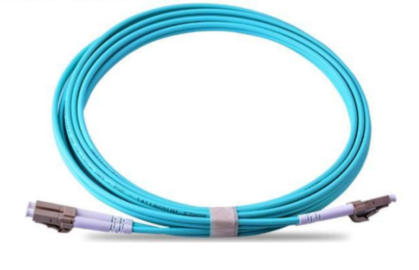 lc lc 패치는 OM3 / OM4 3Meter 10 기가비트 다중 모드 이중 통신 PVC LSZH를 끈으로 묶습니다