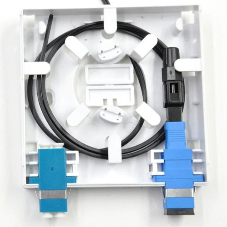 ISO FTTH 광섬유 단자 박스 실내 벽면은 2 공항 ABS를 탑재했습니다