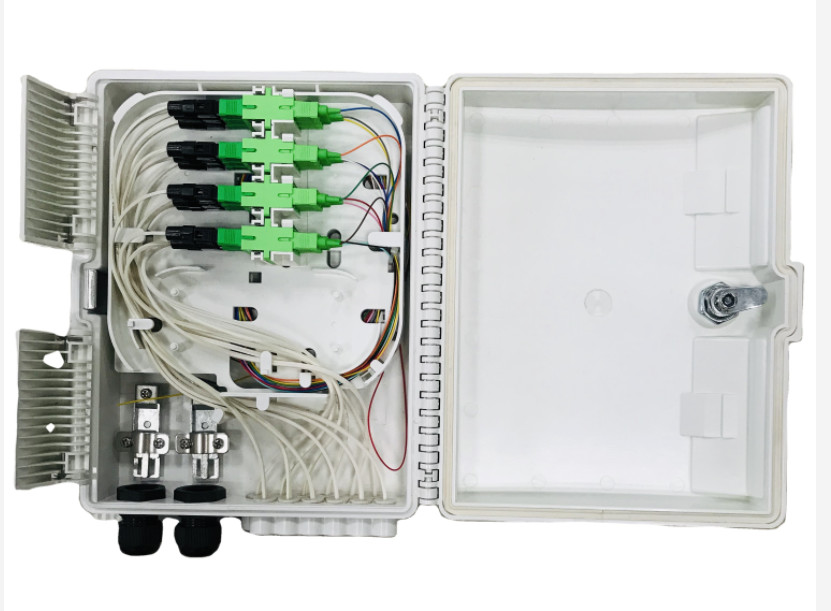 Fttb Plug In 광섬유 내각 16 핵심 야외 FTTH FTTB FTTX 네트워크 PC / ABS 물질